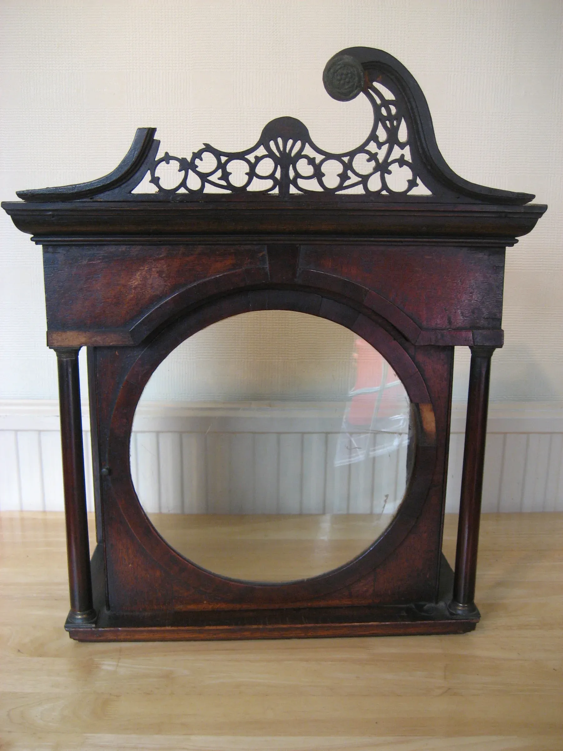 The hood as received with a large section of the fretwork missing
